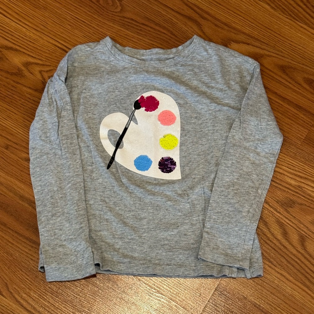 GAP Gray Long Sleeve Tee with Heart and Paint Palette Design